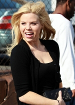 Megan Hilty Pictures