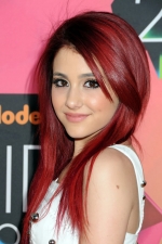 Ariana Grande Pics