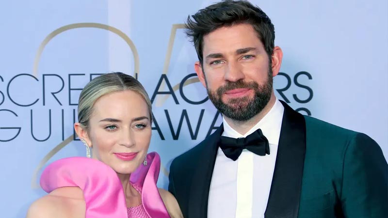  John Krasinski, Emily Blunt relationship reportedly resonates Pam-Jim romance