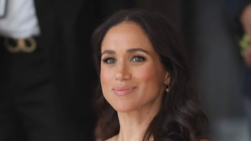  Meghan Markle Unlikely to Join Harry for Royal Family Christmas, Sees This as Time to Address Lingering Issues, Insider Claims