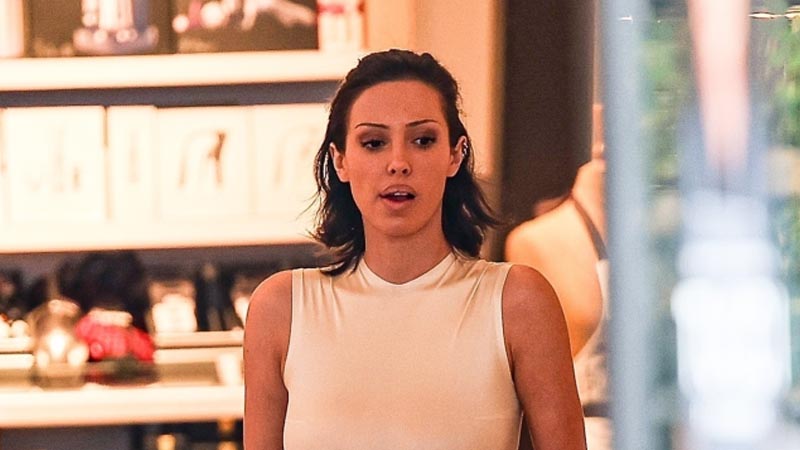  Bianca Censori Struggles to Cover Up in Tiny Dress During Solo LA Shopping Trip Without Kanye West