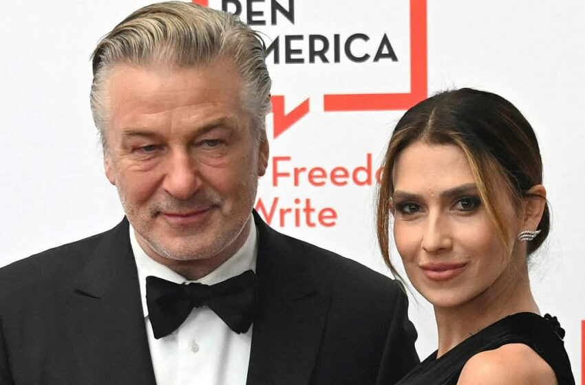 Alec Baldwin with wife